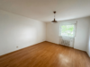 Wohnen mit Wohlfühlfaktor- gemütliche 2 Zimmer Wohnung zentral in Bischofsheim! - Zimmer 2.png